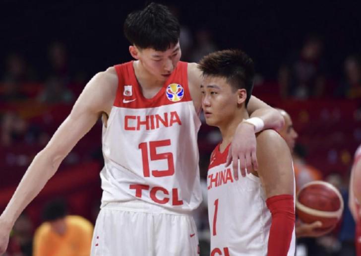 周琦发文欢迎赵睿：村里来新人了！二年级新生欢迎一年级新生